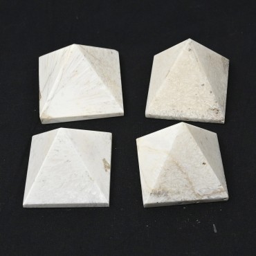 Scolecite Pyramid